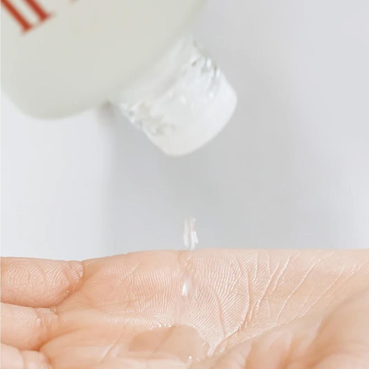 【赠品】【发货无SKII购物袋】【日本直邮】日本 SK-II 新生命面部护理精华樱花限量套装 神仙水230ml + 全新美白精华素小灯泡 10ml +洗面奶 20g【樱花限定版】 4