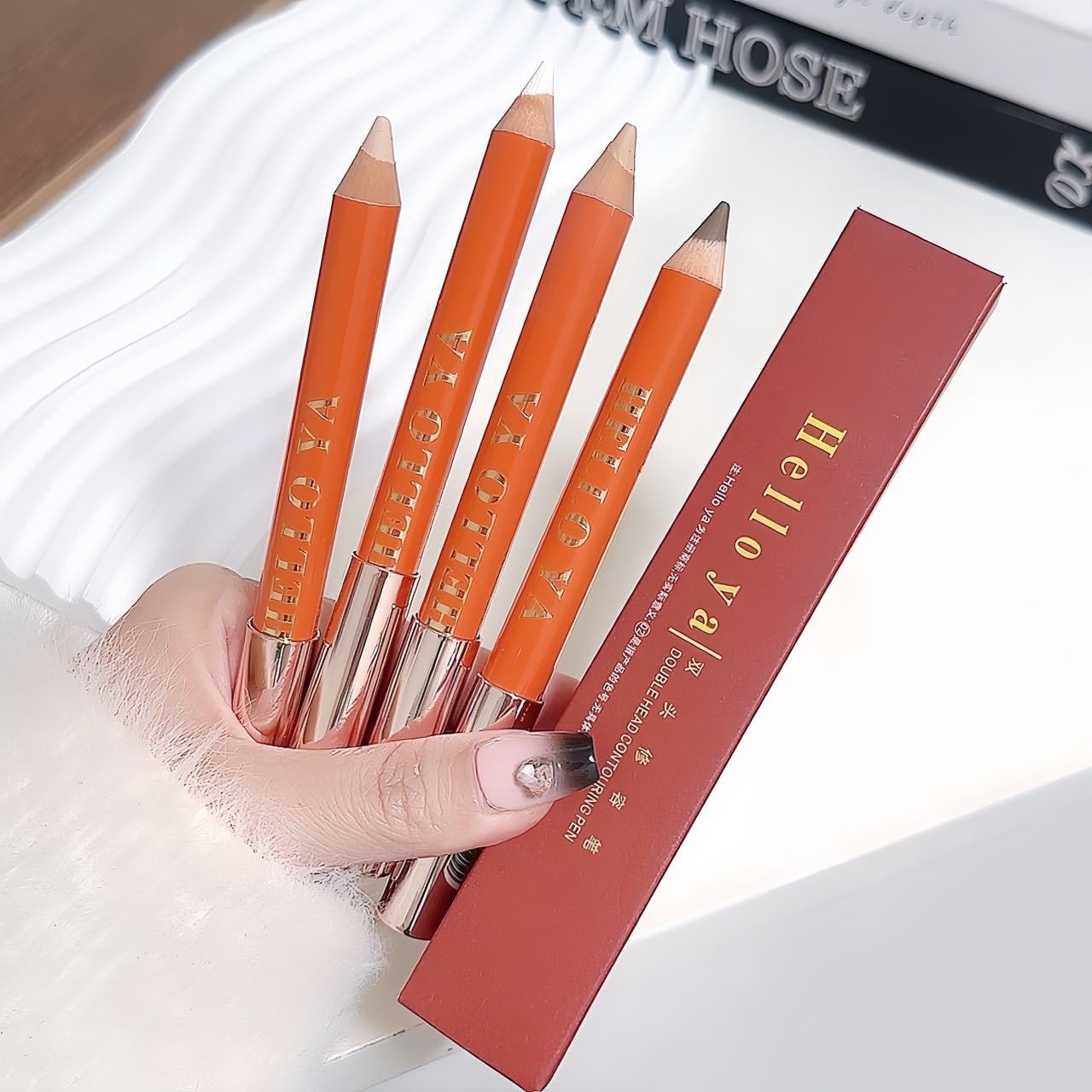 【中国直邮】 Sweet Mint 彩妆HelloYa双头修容笔哑光提亮面部阴影立体鼻影高光修容一体棒一支