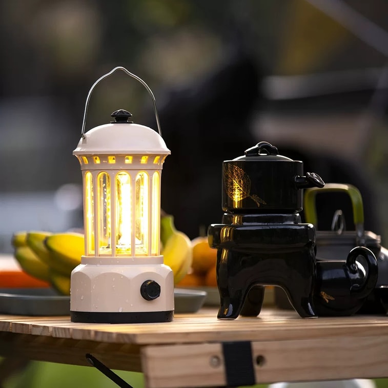 【North America】Retro Rechargeable Outdoor Camping Tent Lamp Courtyard Ambiance Light LED Lighting Handheld Lantern 3