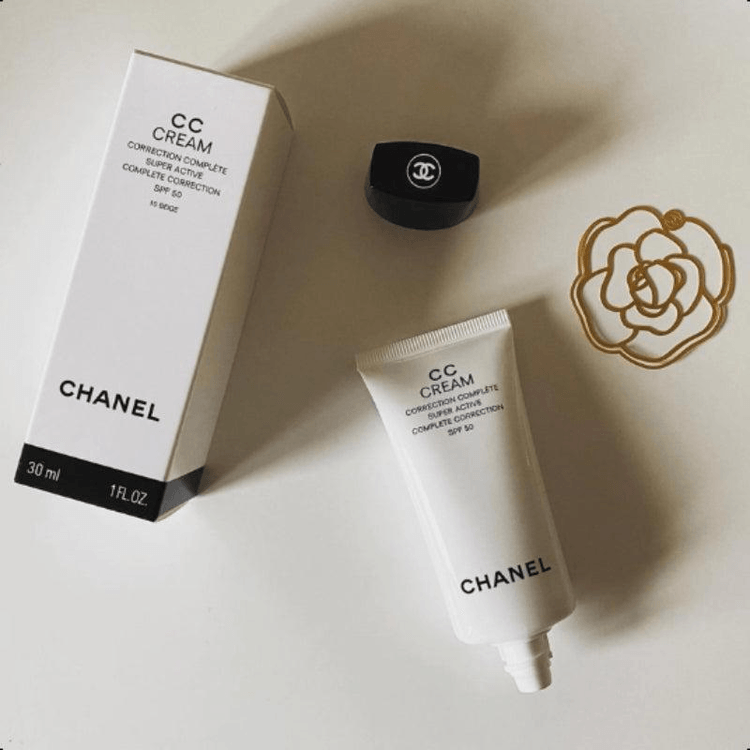 香港直邮】 法国香奈儿CC霜保湿隔离修饰乳SPF50水润遮瑕30ML10号- 亚米