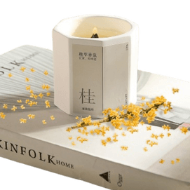 Light Osmanthus Scented Candle Bedroom Home Use Long-lasting Fragrance Elegant Gift Weight: 250g+ Net weight: 130g
