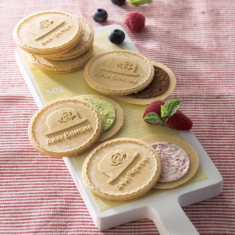 AKAIBOHSHI Kukkia Whipped Chocolate Sandwich Cookies - 4 Flavors
