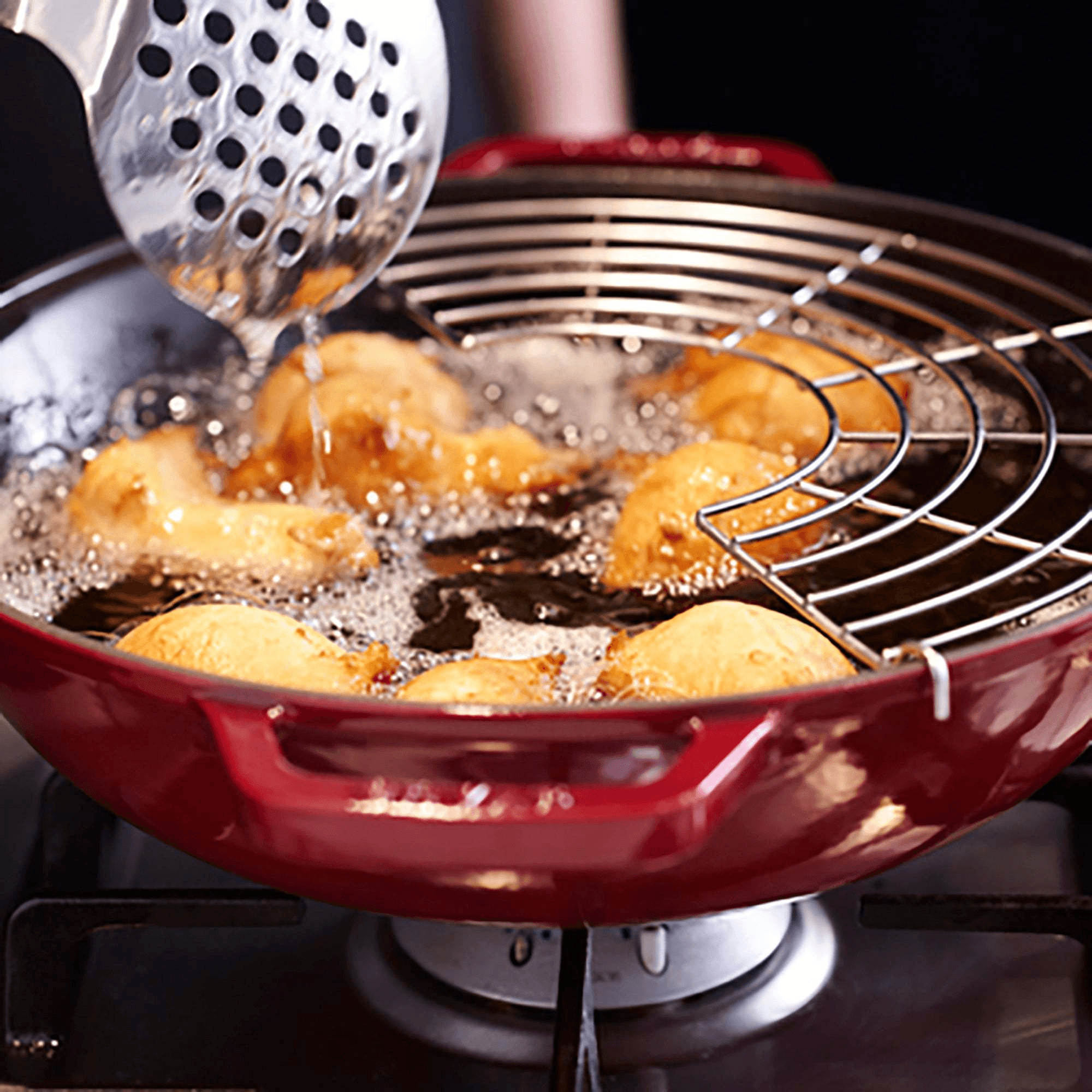 STAUB 鋳鉄フライパン 4.5クォート / チェリーレッド - Yami