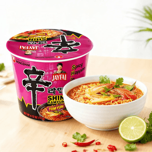 Trying Jay Fai Shin Ramyun- Korean Instant Cup Noodles, Tom Yum Flavor , Bowl, 4.12 oz 【Limited Edition】
