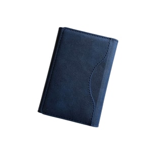 【中国直邮】 HSPM 适用IPhone17ProMax三折叠强磁吸钱包款插卡手机支架多功能卡包套 深蓝色F 1个