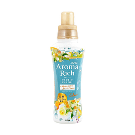 日本LION狮王 SOFLAN AROMA RICH 衣物香水香薰精华柔顺剂 香味维持一整天  #CLAIRE 480mL