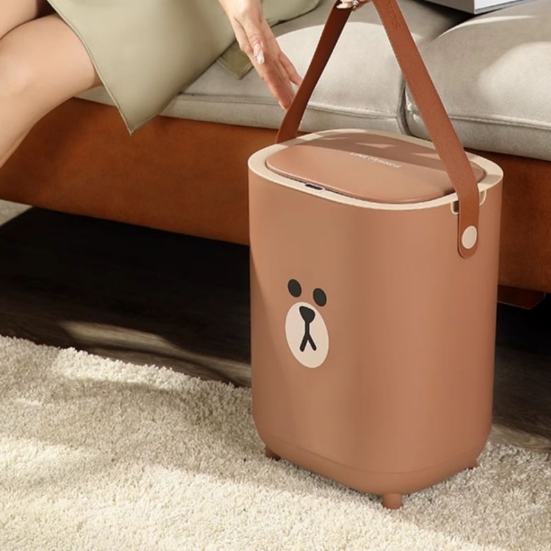 【中国直邮】 日本 LINE FRIENDS 智能垃圾桶 带感应布朗熊 16L