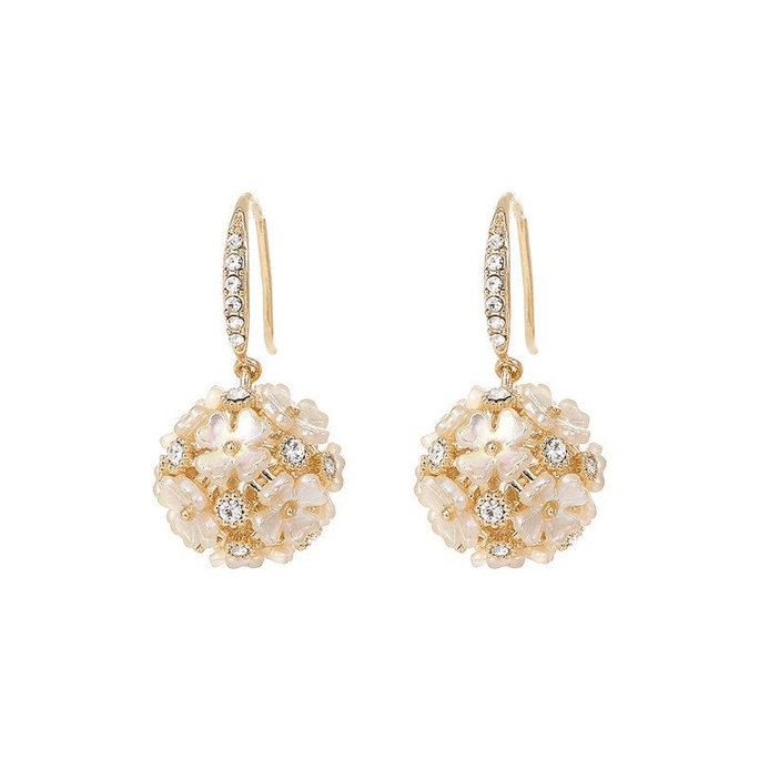 【中國直郵】 閨美飾品 佟斐耳環女高級感花朵款母貝花潮耳飾 2.7*1.3厘米