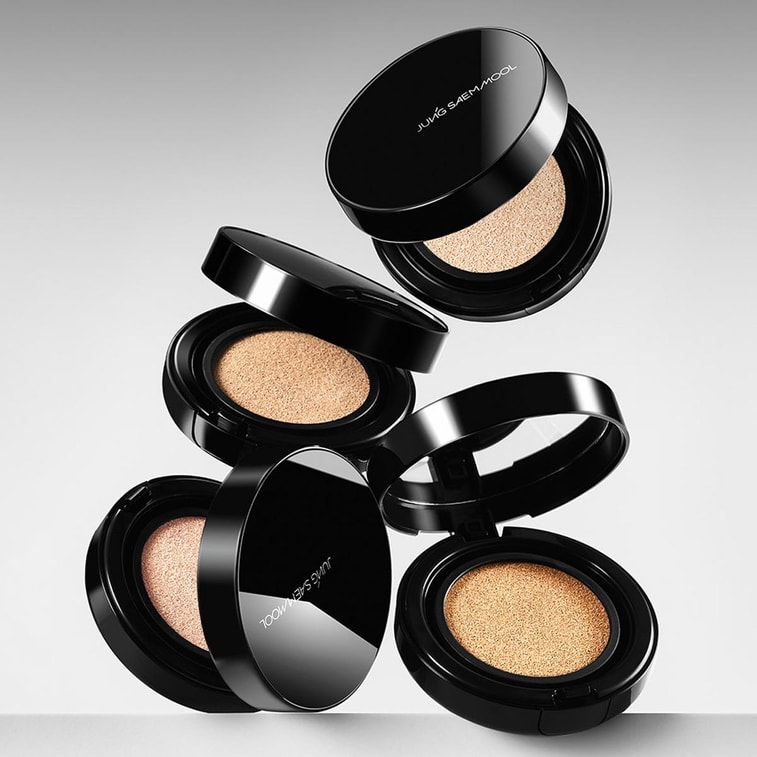 エッセンシャル スキン ヌーダー ロングウェア クッション、詰め替え用付き、SPF50+ / PA+++、#フェアライト - 24時間マットウェア 4