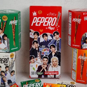 PEPERO Chocolate Biscuit Stick Classic Original Flavor,【8 packs in 1 box】 8.46oz【Stray Kids Pick】【Packing May Vary】