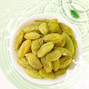 BE&CHEWY Premium Xinjiang Green Raisins 100g - Sun-Dried Seedless Raisins, Large 20mm Size, Naturally Sweet, No Additives, Perfect for Snacking & Baking