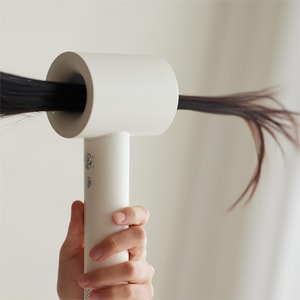Premium High-Speed Plasma Hair Dryer – 30s Quick Dry | Magnetic Nozzle | Powerful Yet Gentle Airflow | Perfect for Home & Travel