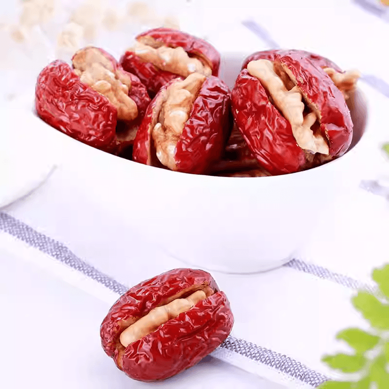 Hug Fruit Grey Dates with Walnut Paste, Red Dates with Walnut, 118g*1 Bag 7
