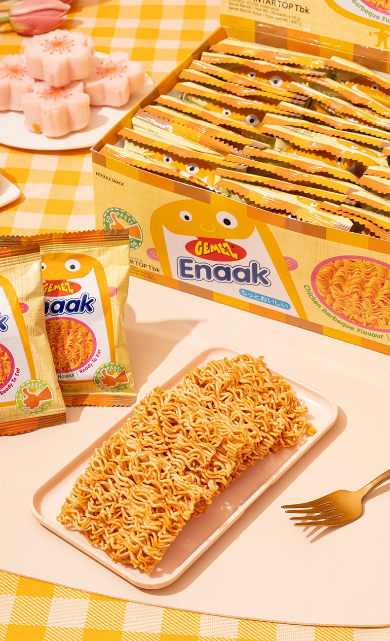 【中國直郵】 印尼 GEMEZ 進口印尼小雞麵乾脆麵 燒烤烤雞口味 14g*30袋【濃鬱燒烤 香濃四溢 酥香鬆脆】休閒膨化兒童零食掌心脆 燒烤點心麵乾吃泡麵