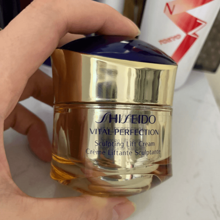 Vital Perfection Sculpting Lift Cream 48g - Yami.com