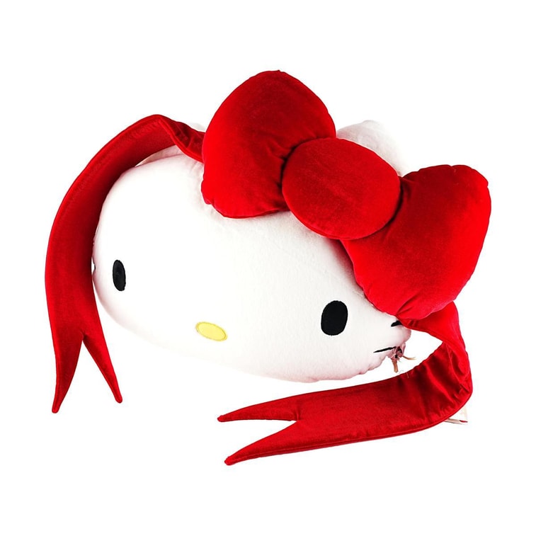 THE BEAST野獸派 Hello Kitty × tbh 二合一法蘭絨 蝴蝶結抱枕毛毯兩用【情人節禮物】 6