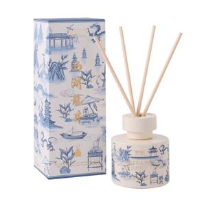 Flameless Aroma Diffuser Blue and White Porcelain Fragrance Natural Soy Wax Aromatic Healing West Lake Longjing 120ml
