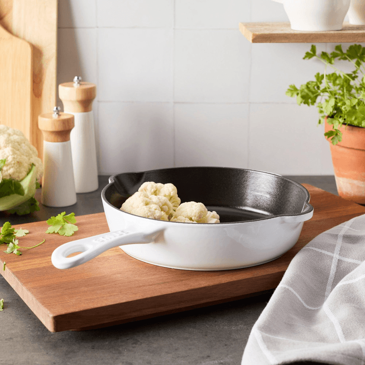 ツヴィリング STAUB 鋳鉄 8.5インチ トラディショナル ディープ