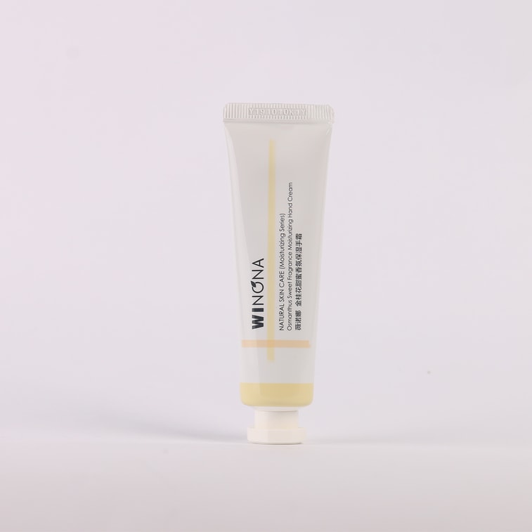 중국 위노나 클래식 리페어링 핸드크림 기프트박스 30g*3 [황금계화+청송+운남동백] 가을 겨울 건조 및 갈라짐 방지 3가지 향 50% 할인 신상품 4