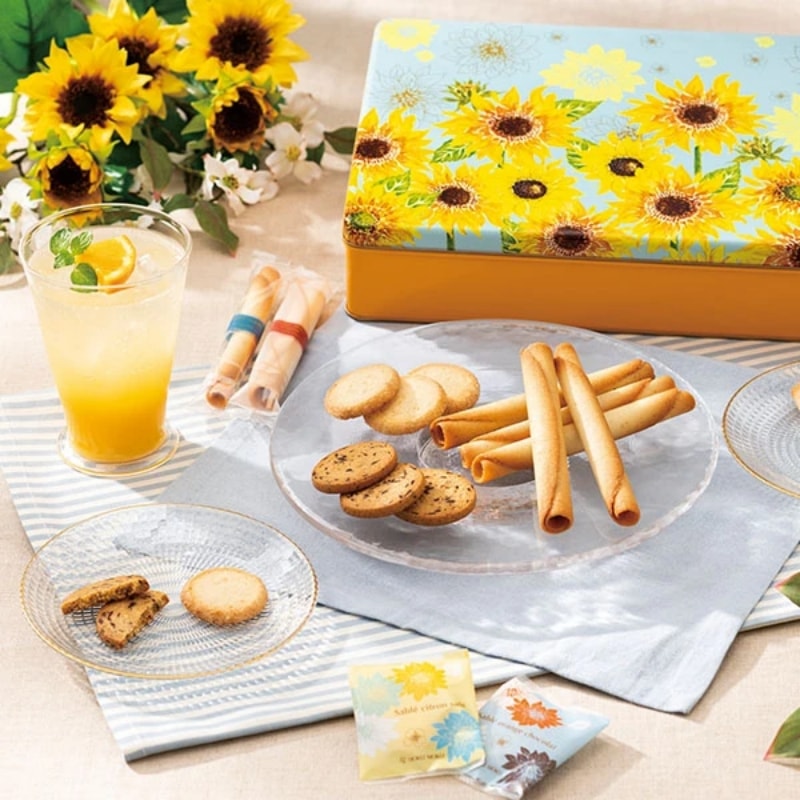 YOHAKU サマーギフト 日本直送品】ヨックモック 夏限定 サマーギフトボックスセット 36個