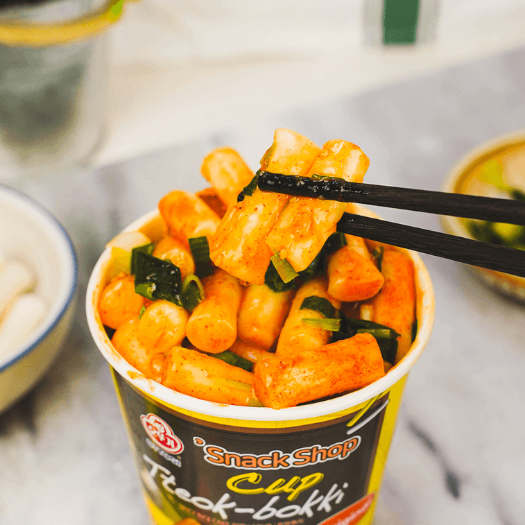 Original Snack Shop Cup Tteok-bokki - Spicy Rice Cakes with Soup, 4.83oz 3