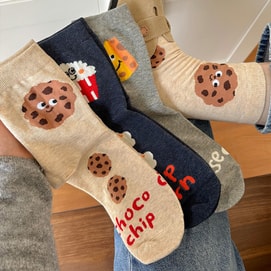 【中國直郵】 HSPM 可愛卡通襪子女中筒襪ins潮日系學院風冬季長襪 曲奇餅乾+起司+爆米花+荷包蛋 F