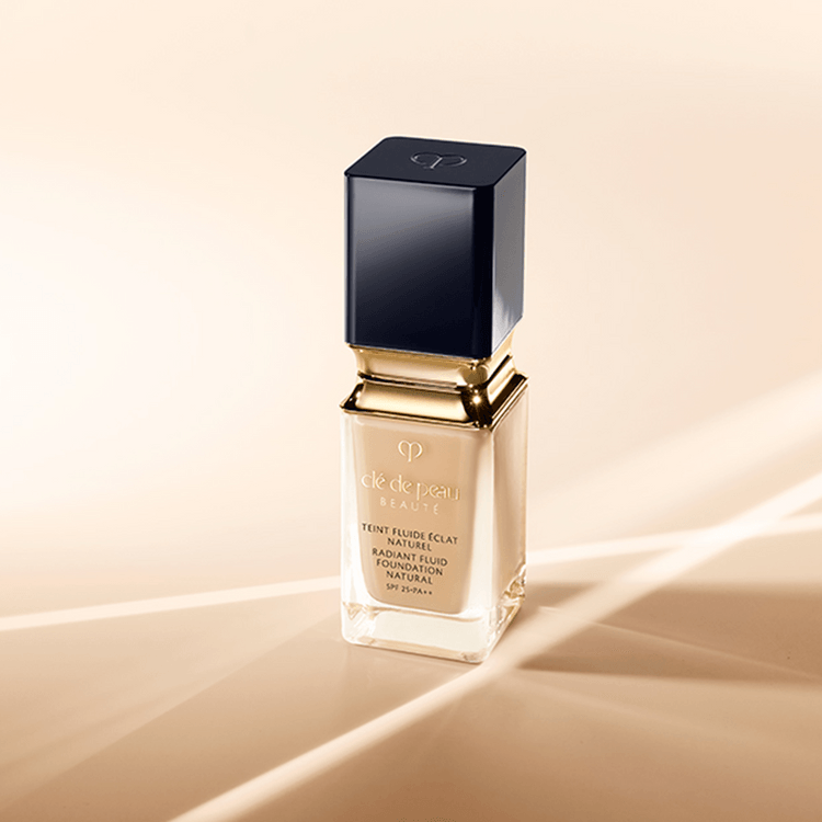 Clé de Peau Beauté Dramatic Soft Mist Foundation SPF25 PA++ #0C10