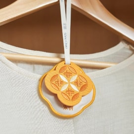 Four Seasons Scenery Embroidered Sachet - Car Vent Air Freshener - Wardrobe Fragrance Hanger - To Guilin [Moonlit Osmant