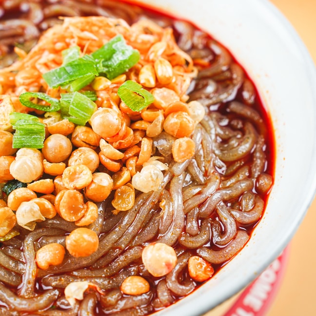 Spicy and Sour Chewy Glass Noodle, 9.03 oz