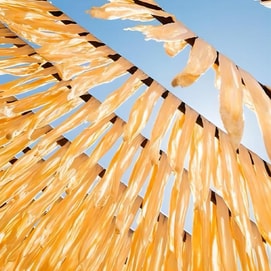 迟小仔 黄豆豆皮 东北非转基因【最新日期】豆腐皮 干货 豆油皮【火锅食材】麻辣烫食材 凉拌菜食材 养生豆制品 童年老豆皮 200克【Wash Before Eating】火锅豆皮 优质植物蛋白 低卡减脂代餐