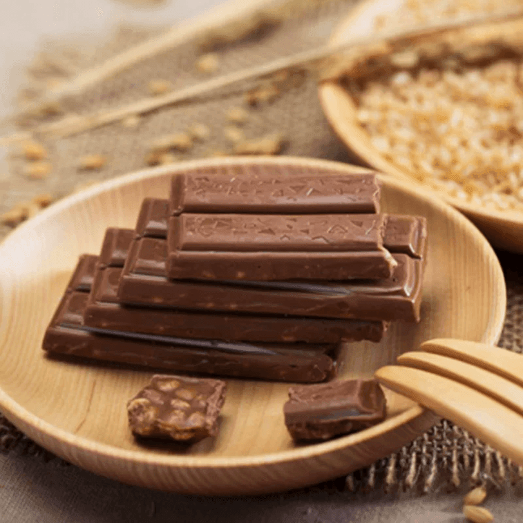 【中国からの直送】チョコレート入りクリスピーライス ギフトボックス、バケツパック、小皿スナック、結婚式のお菓子、子供の日の贈り物（12g×10本） 3