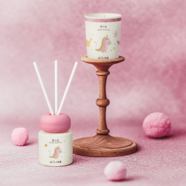 Hatching Baby Dinosaur Fragrance Set - Mist & Lotus, 70g + 50ml, a Scented Candle Gift and Souvenir Set