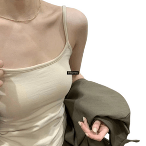 【中國直郵】 親太太 秋冬吊帶性感辣妹修身顯瘦帶胸墊背心 膚色 均碼 1個裝