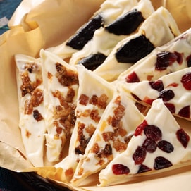 Fruit-Filled Yogurt Cubes, Milk Snacks, 9.88 oz