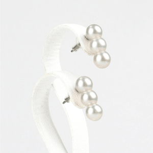 Classic Balance Beam Design Akoya Stud Earrings 80g