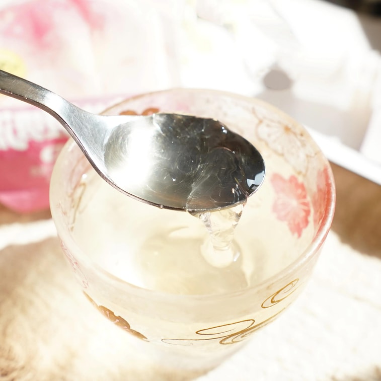 良品铺子 蒟蒻吸吸果冻 青提味+白桃味+葡萄味 6包入 540g【果汁含量≥30%】 3