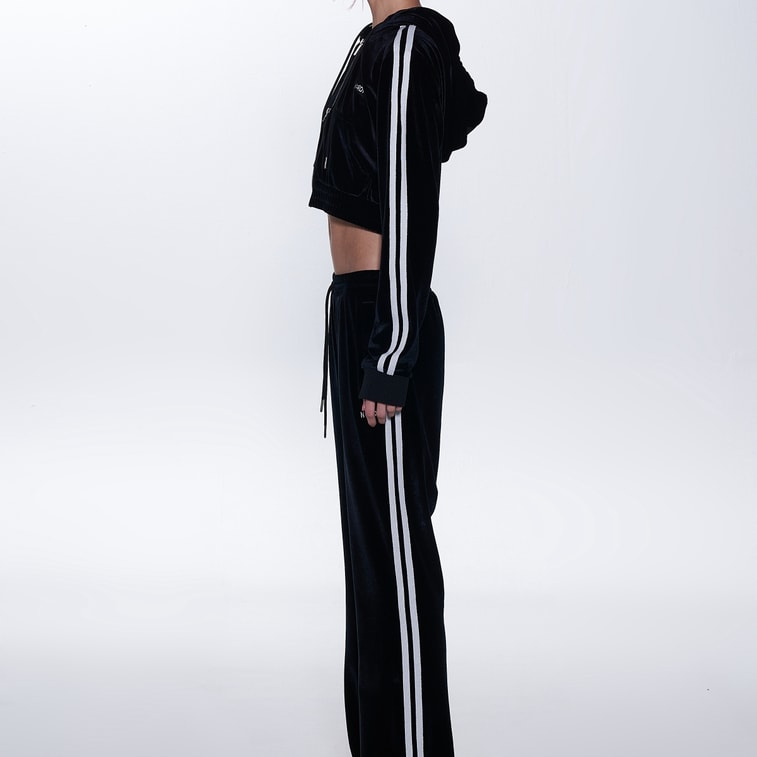 NERDY【加拿大/韓國直郵】23秋冬新款 天鵝絨短款連帽衫運動上衣 黑色 XS 4