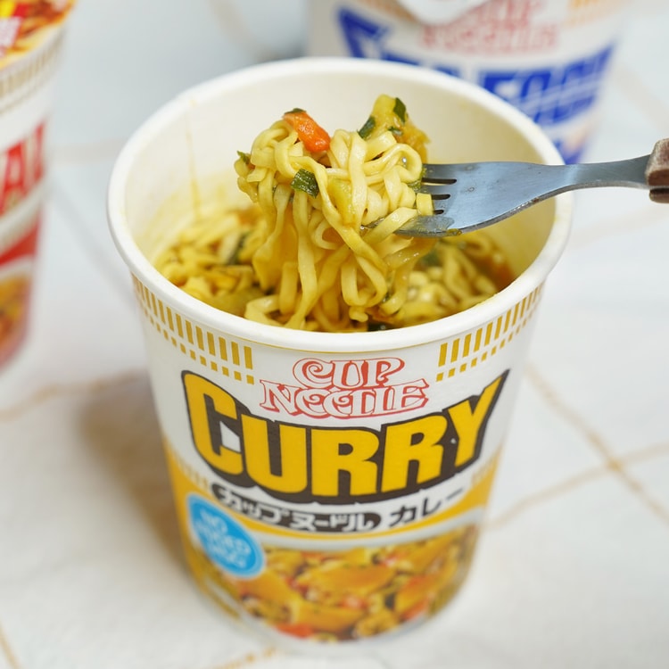 NISSIN Stir Fry Cup Noodles, Hot Garlic Chicken Flavor, 2.93oz