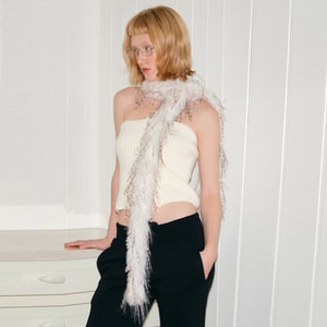 【中国直送】HSPM ニッチスタイル フェイクミンクファーマフラー 高級スリムデザイン オフホワイト 1枚