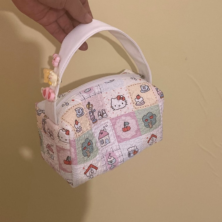 【中国直邮】 亲太太 卡通猫咪收纳包化妆洗漱包外出旅行手提包 1件装 (无配饰) 4