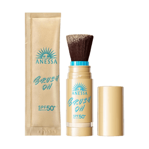 アネッサ パーフェクトUV ブラッシュオンパウダー SPF50+ / PA++++、12Hオイルコントロール＆汗に強い、羽のように軽いマット仕上げ