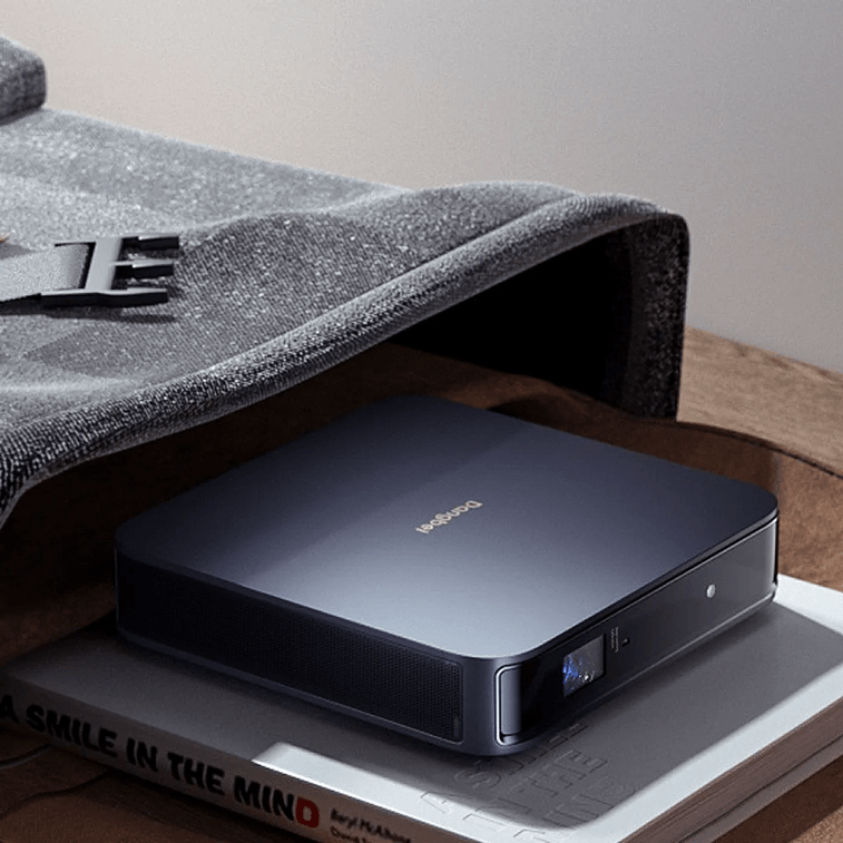 DANGBEI当贝 Atom激光投影仪 高清 1080P Google TV 内置 Netflix 1200流明激光投影 40-457.2cm 12