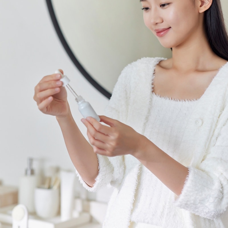 【中国直邮】 OLAYKS 洁面仪电动洗脸仪器按摩毛孔清洁充电式家用神器软毛刷 陶白色一个装