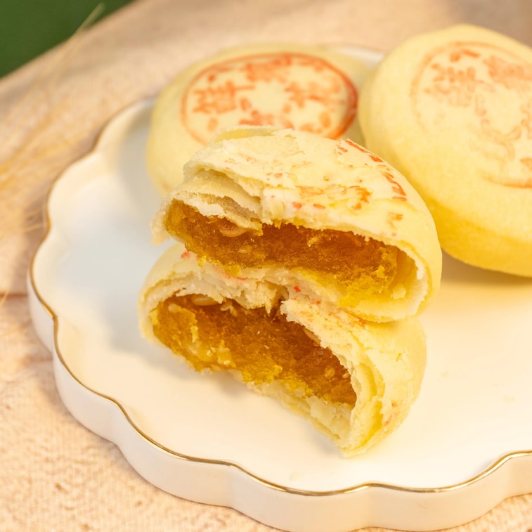 【Best Price】Panda Perfect Roundness Collection Mooncake Gift Box,9 Flavor 10 Pieces  22.93 oz 14