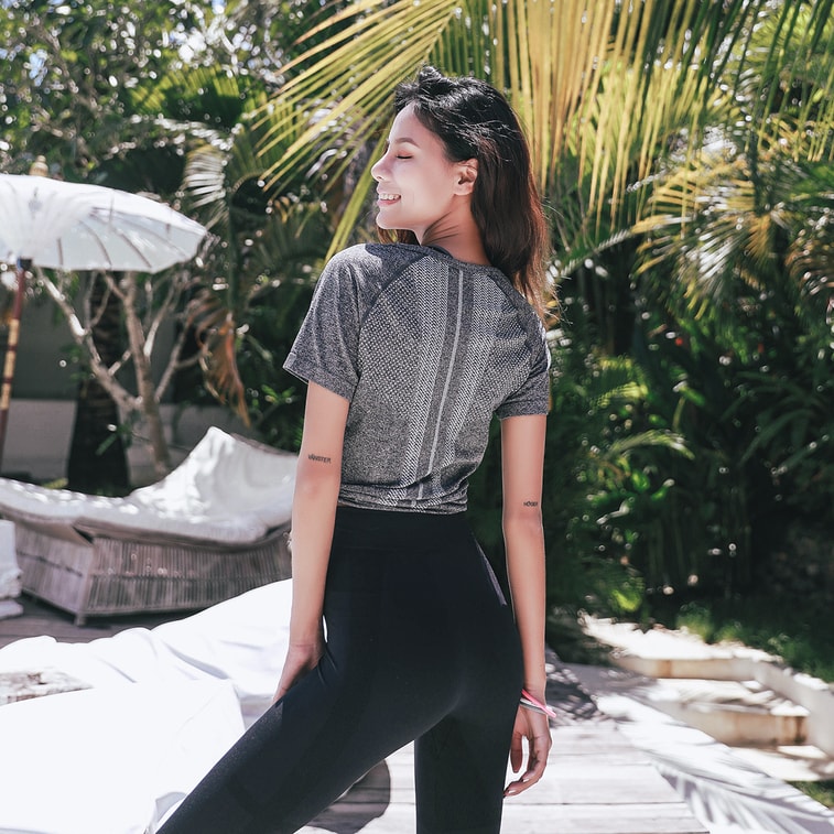 暴走的萝莉 圆领运动短袖女透气薄款夏 显瘦T恤速干跑步健身上衣/灰色#/M 6