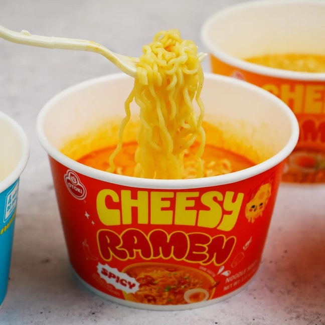 Cheesy Ramen, Spicy Flavor ,Bowl, 3.17 oz 【Cheese & Spicy Instant Noodles】