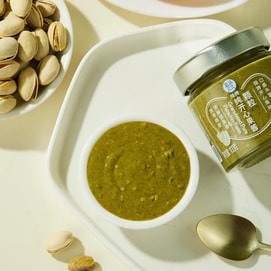 잘게 부순 피스타치오가 들어간 순수 피스타치오 페이스트, 100g (3.53oz) [빵에 발라 먹거나, 요거트, 아이스크림에 곁들이거나, 베이킹에 사용하세요]