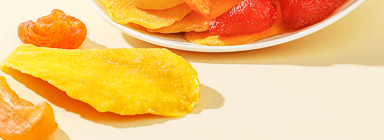 【中国直邮】 三只松鼠 缤纷水果干 芒果干杏干 过年新年休闲零食果脯蜜饯果干解馋100g/袋