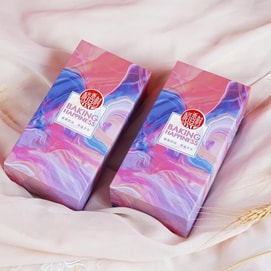 Vibrant Colors Cake Gift Box, 8.47 oz【The Year of The Horse】