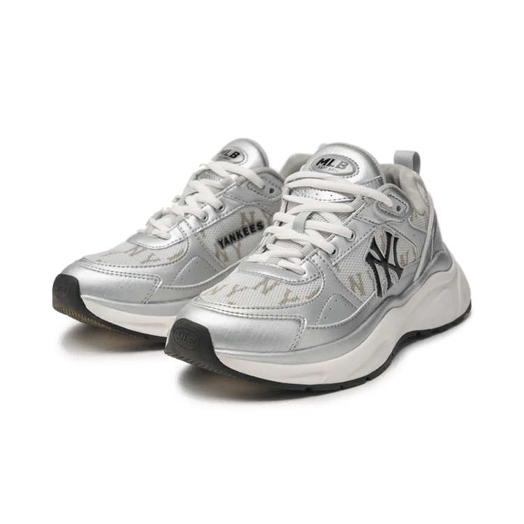 MLB公式 スニーカー Fastball Classic Monogram NY (Silver) Unisex Fastball Classic Monogram NY Yankees Silver M 9, W 10